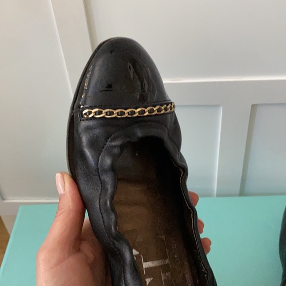 AGL size 5 Patent Leather black ballet flats - Picture 2 of 3